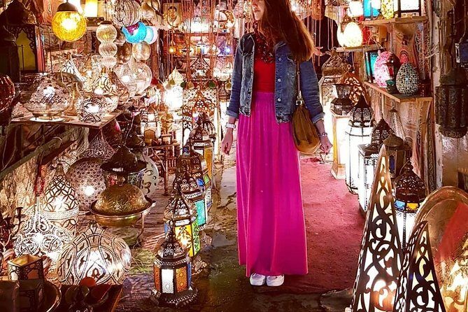 Cairo: Female-Guided Pyramids, Bazaar, and Museum Tour - Why the Guided Experience Matters