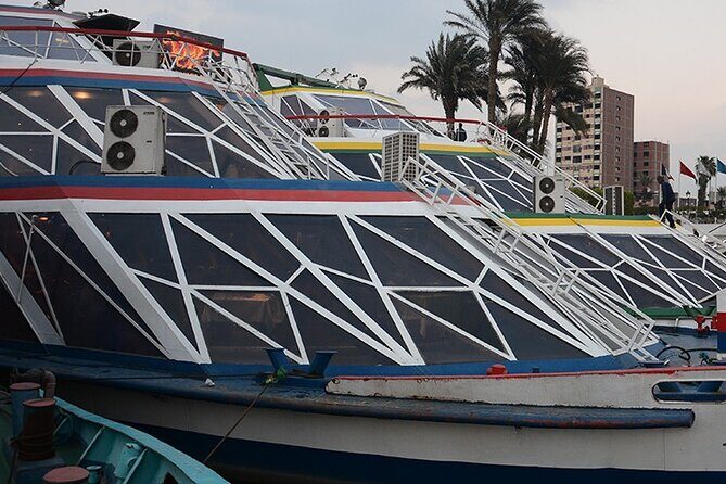 Cairo/Giza: Nile Sunset, Dinner Cruise, Show & Private Transfer - Authentic Insights from Reviews