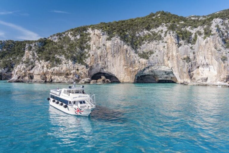 Cala Gonone: Grotta del Bue Marino and Cala Luna Boat Tour - Exploring the Itinerary and Highlights