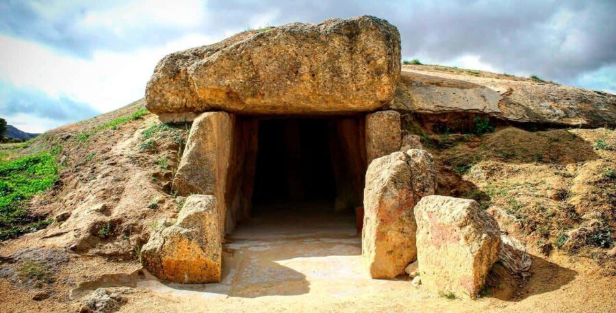 Caminito del Rey and Antequera: Dolmens and Free Time from Malaga - Why This Tour Offers Great Value