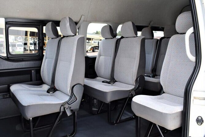 Cape Town Airport Transfers to Franschoek - The Experience at the Airport