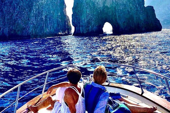 Capri Private Boat Tour from Positano or Praiano - Detailed Breakdown of the Itinerary