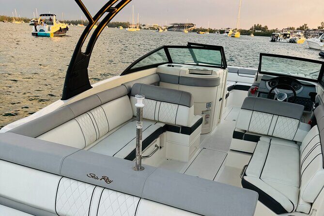 Captained Miami Private Party and Swimming with Champagne!!! - Who Is This Tour Best For?