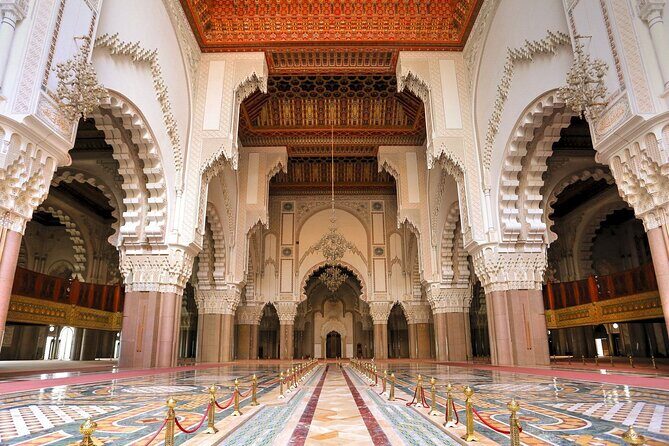 Casablanca Airport Layover Tour with Return to Airport or Hotel Dropoff - Transportation and Logistics: Why It Matters