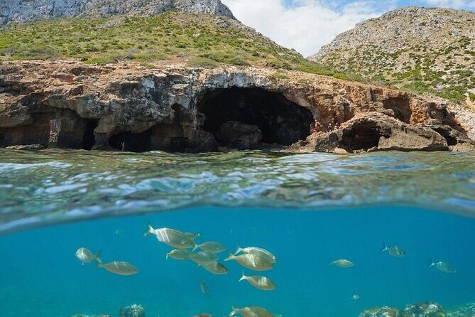 Catamaran ride with aperitif and white wine from Denia - In-Depth: Exploring the Itinerary