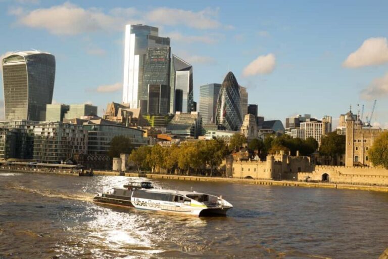Changing of Guards, Tower of London, Beefeaters & Cruise - What’s Included and What’s Not