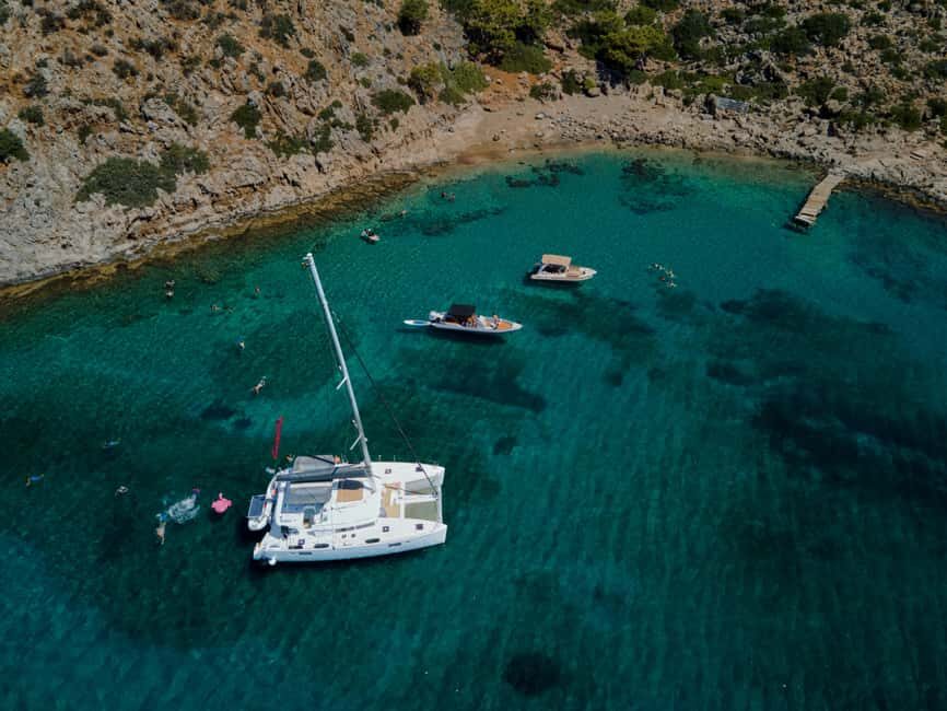 Chania: Morning Catamaran Cruise with Premium Lunch & Drinks - What Makes This Tour Stand Out?