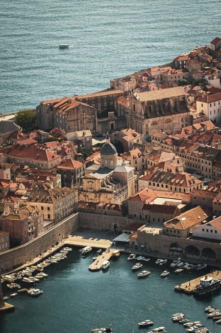 City Walls Tour, War&History+1991 - The Experience in Detail: The Itinerary