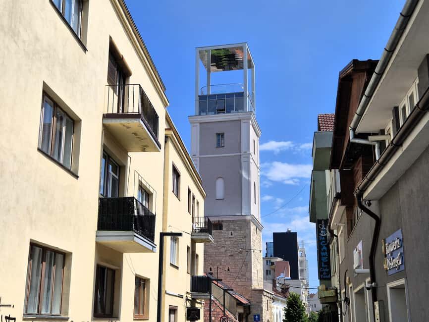 Cluj Insight: Walking tour with a travel writer & historian - The Value of a Guided Storytelling Experience