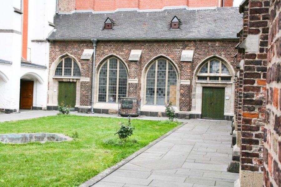 Cologne: Severinsviertel District Guided Walking Tour - Exploring Cologne’s Severinsviertel District: A Detailed Look