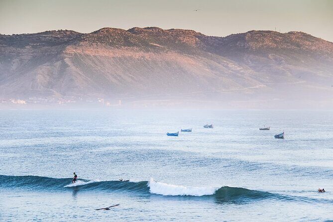 Comesurfing - Learn how to surf - The Teaching Style and Guide Expertise