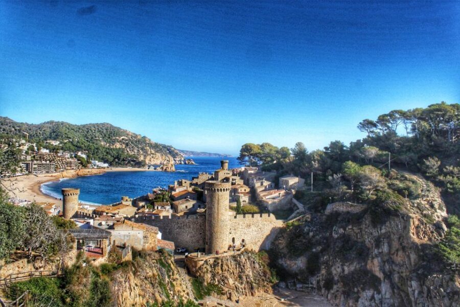 Costa Brava: Discovering Coastline, Tossa de Mar and Lunch - Transportation, Group Size, and Practicalities