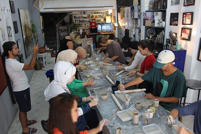 Create your masterpiece: Artistic experience in Tangier - The Value of Your Artistic Keepsake