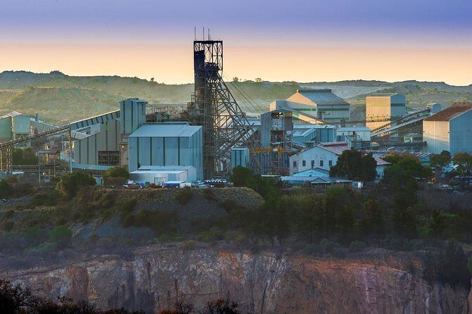 Cullinan Diamond Mine Tour - Onsite: The Guided Mine Tour