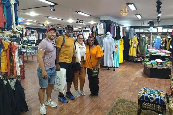 Customizable Private Shopping Tour from Cairo and Giza with lunch - FAQ