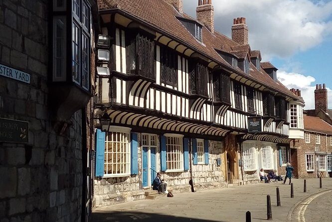 Dark Tales of York. Private ghost tours. - Why This Tour Offers Great Value