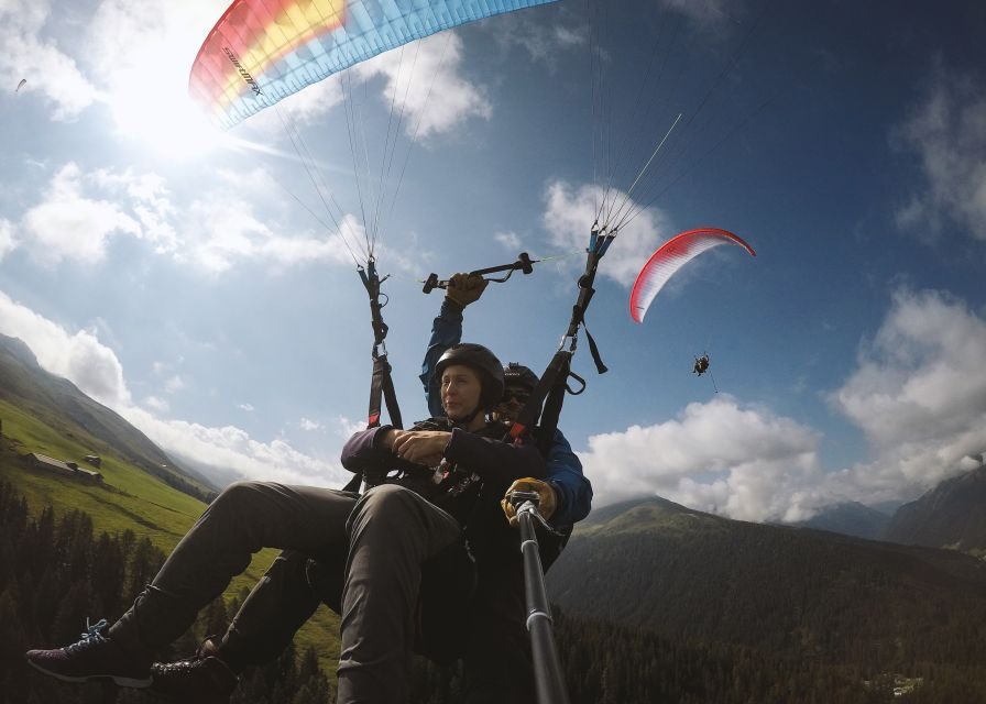 Davos: Tandem Paragliding Flight - The Experience Itself: What Makes It Special?