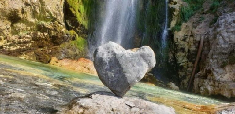 Day Tour Theth : Thethi National Park - Blue Eye - Waterfall - Transportation and Group Size