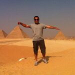 Day Tour to Giza Pyramids Memphis City Saqqara and Felucca on the Nile - Exploring the Giza Pyramids and Sphinx