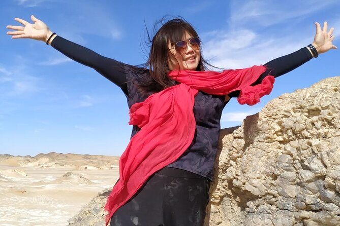 Day tour to White Desert and Bahariya Oasis Tour - Detailed Review of the White Desert and Bahariya Oasis Tour