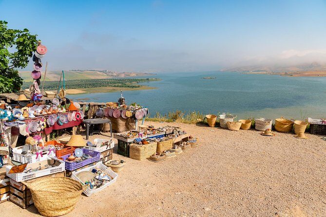 Day Trip from Fes to Chefchaouen - Authenticity and Guides: What to Expect