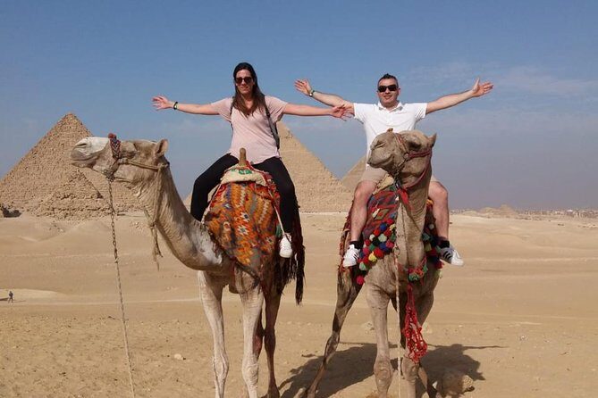 Day trip to Cairo by bus from Sharm el Sheikh - Transportation and Group Experience