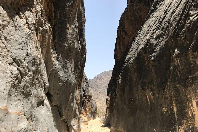 Day Trip to Wadi Bani Awf, Balad Sayt, Nakhal Fort & Hot Spring - Transportation & Practicalities