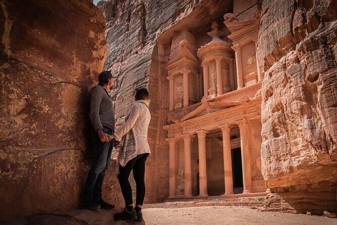 Dead Sea Private Transfer To Petra - The Vehicle and Comfort Level