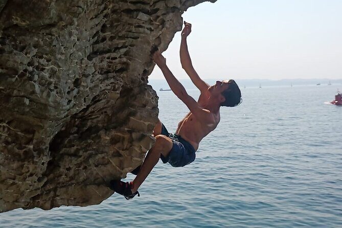 Deep Water Solo and Cliff Jumping Tour in Split - Why This Tour Stands Out