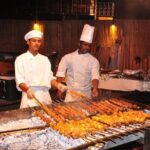 Deluxe Dubai Desert Safari with BBQ Dinner - Who Is This Tour Best Suited For?
