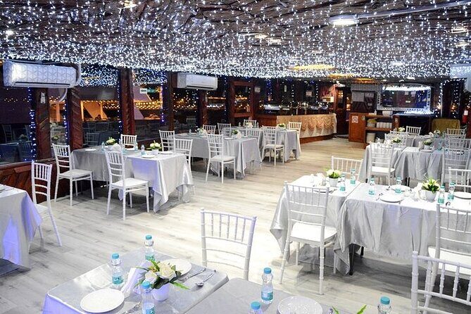 Dhow Cruise at Dubai Marina with Dinner - The Experience from a Reviewers Perspective