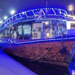 Dhow Cruise with Dinner at Dubai Marina - Entertainment and Atmosphere