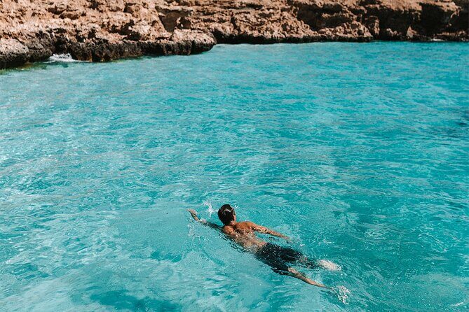 Dimaniyat Island Tour on Glass Bottom Boat (Muscat) - Practical Tips for Your Trip