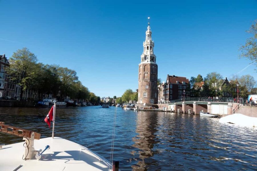 Discover Amsterdam: 75-Minute Luxury Cruise with Commentary - The Authenticity & Value