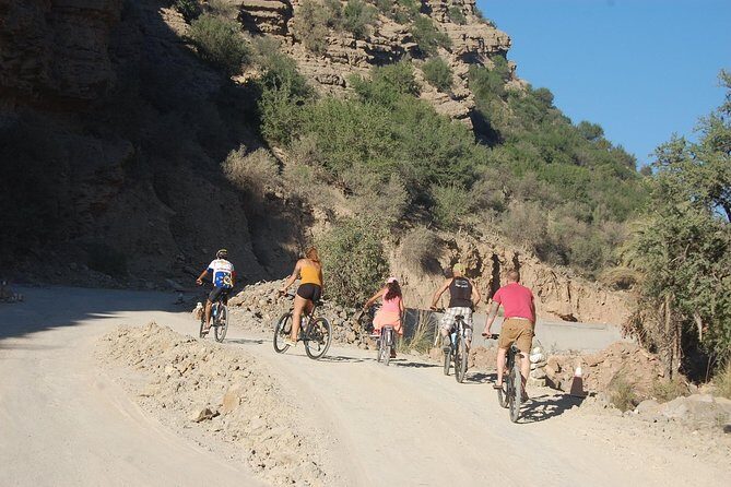 Discover Paradise Valley by Biking&Hiking - An In-Depth Look at the Adventure