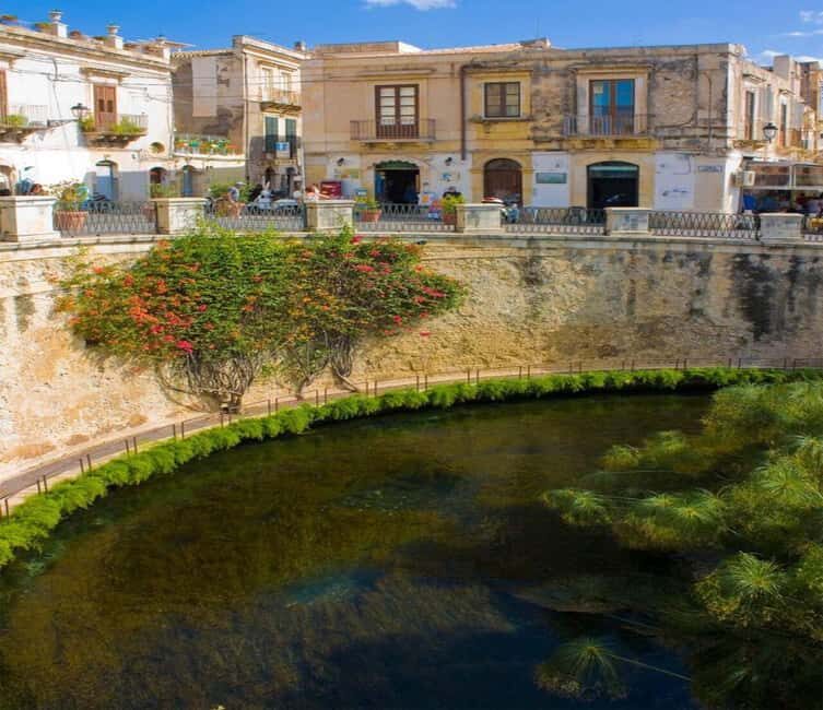 Discover the wonders of Ortigia: Tuk-Tuk tour between history and the sea. - Who Should Consider This Tour?