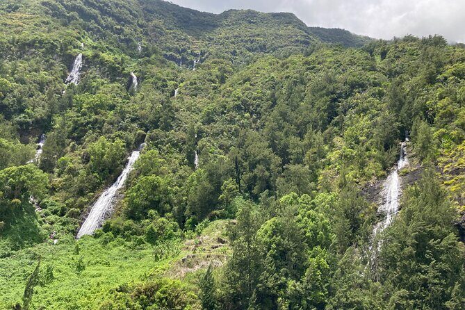 Discovery Day of Reunion Island: sublime beach, sumptuous landscape - A Deep Dive into the Réunion Discovery Day Tour