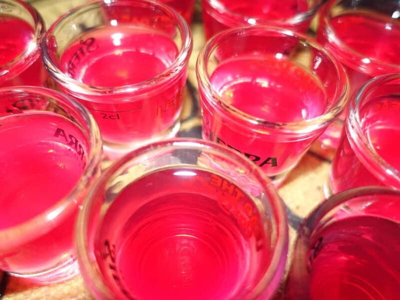 Dresden: Bachelorette Bar & Club Tour  Champagne, Shots & Party - Why This Tour Works Well for Different Travelers