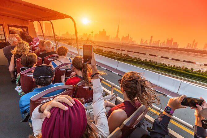 Dubai 3 Activities Combo Deal Tour - Day 2: Desert Adventure and Nightlife