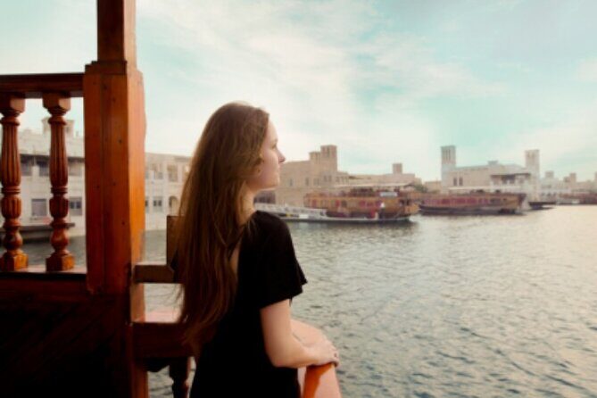 Dubai Creek Sightseeing Cruise with Unlimited Freshly Baked Pizza - The Experience: Detailed Breakdown