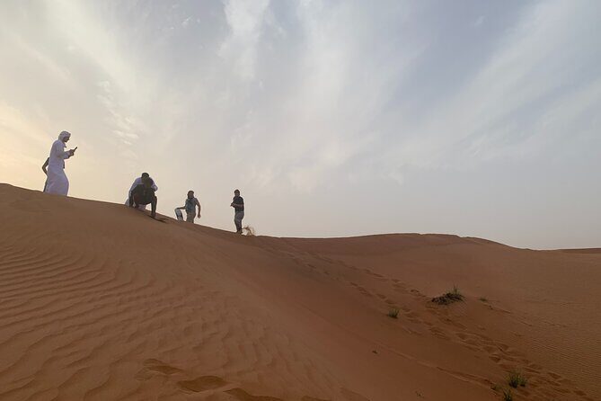 Dubai Desert Safari-BBQ Dinner, Belly Dance, Fire show - FAQ