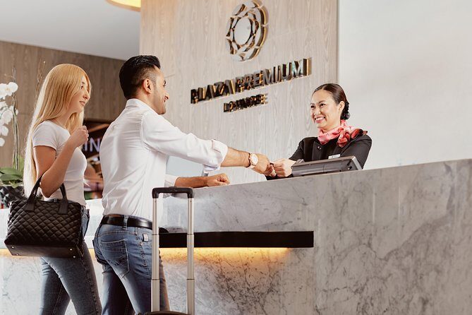 Dubai International Airport Plaza Premium Lounge at Terminal 3 - Who Will Love This Lounge?
