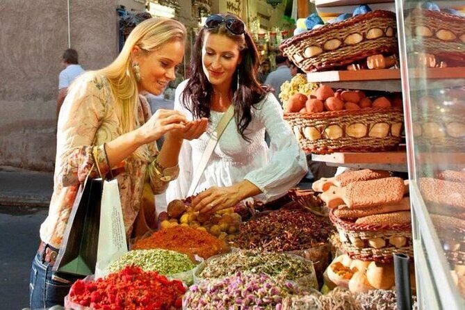 Dubai Old Town, Culture, History, Street food and Souks Tour - Guides, Group Size, and Overall Experience