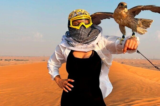 Dubai Red Dunes Desert Safari, Camels, Stargazing & 5* BBQ - Sandboarding & Henna Painting