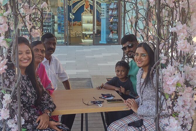 Dubais Top 10 Attractions in a Day: Must-Visit Guided Experience - Who Is This Tour Best For?