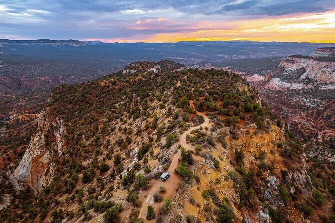 East Zion: Zion Cliffs Sunset Jeep Tour - Discovering Zions Sunset Magic