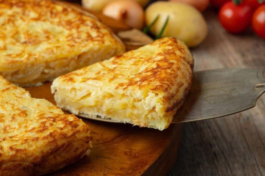 Eat Like a Local: Hidden Gràcia Catalan Tapas Tour Barcelona - What Makes This Tour Stand Out?