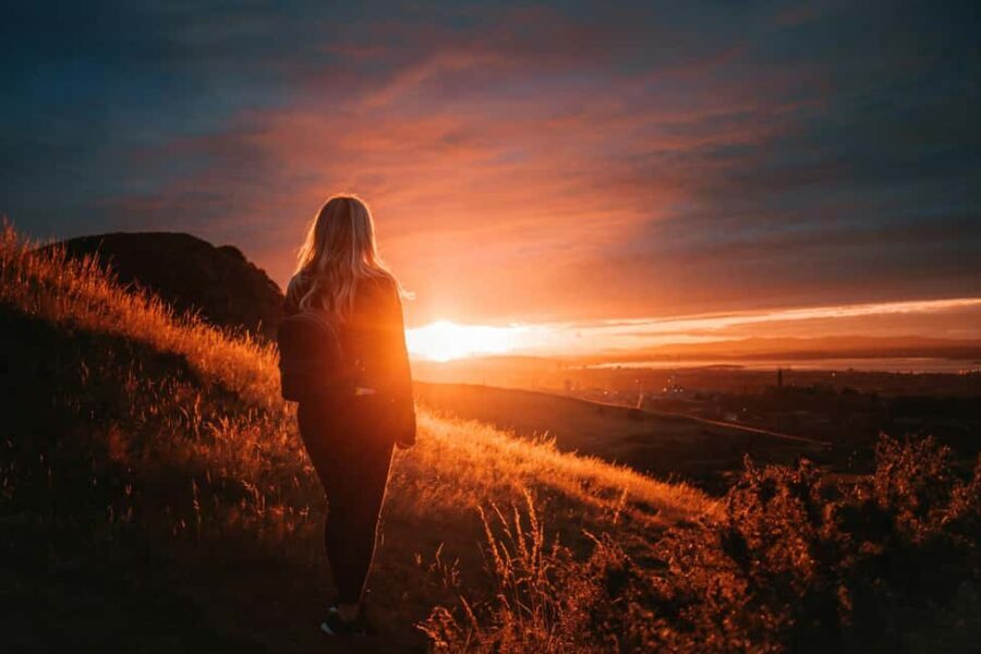 Edinburgh: Arthur's Seat Sunset Hike - What the Experience Looks Like
