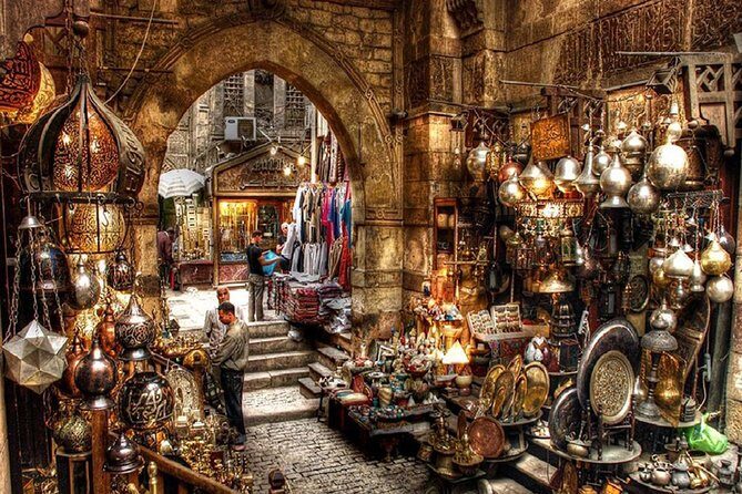 El Moez Street - The Practical Details