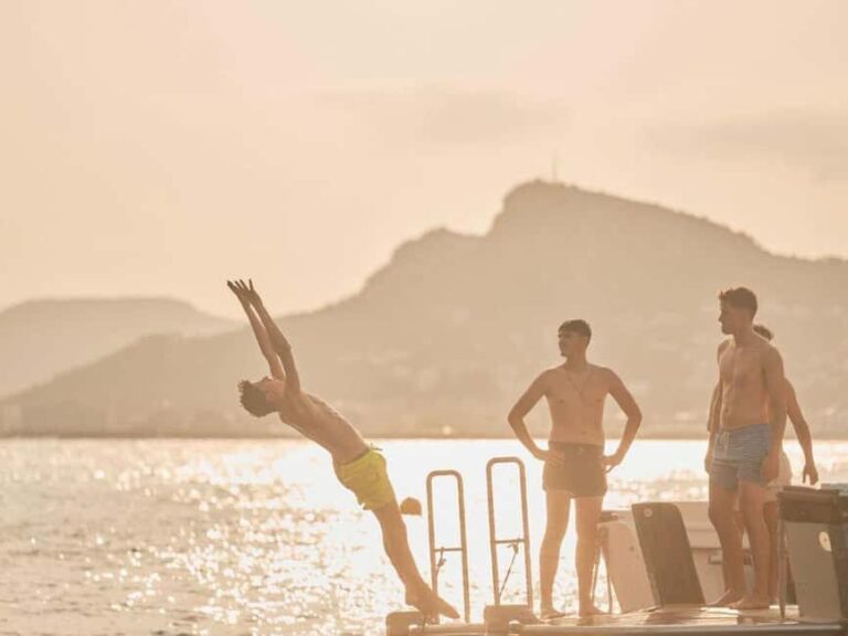 Estartit: Sunset Cruise with Snorkeling and a Drink - The Real Value of the Experience